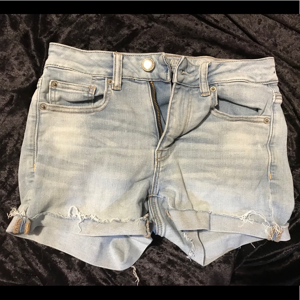 American Eagle hi rise shortie